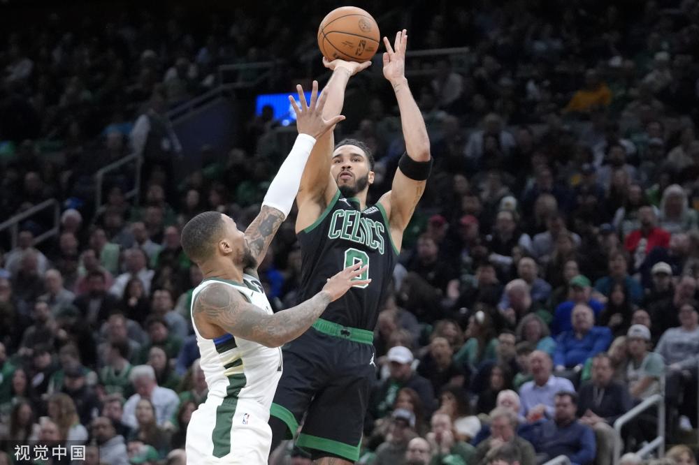 功在于两人 功在于两人