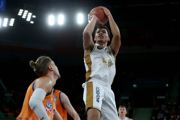 激烈的竞争 激烈的竞争