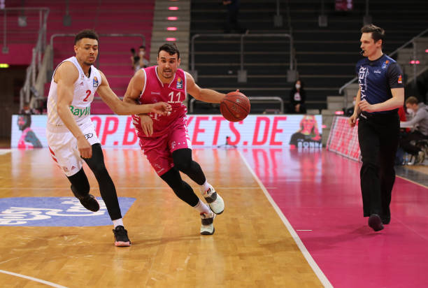 次次在关键 次次在关键