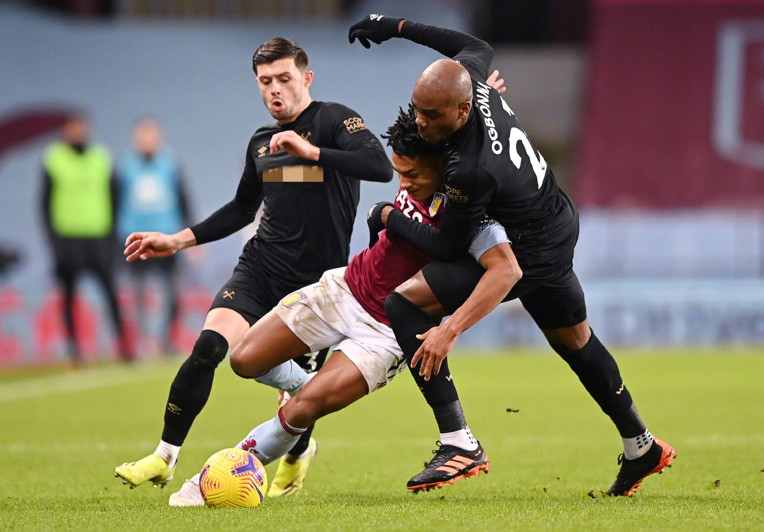 关键一打三锁定胜局！小波特24分12板8助引热议：快船队记感慨太疯狂