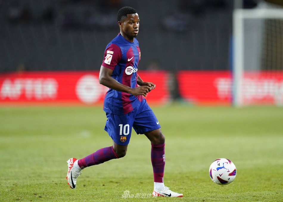 他被视为 他被视为