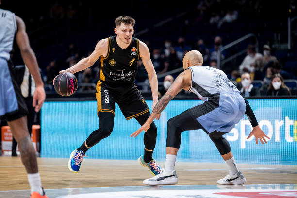 他的言论无 他的言论无